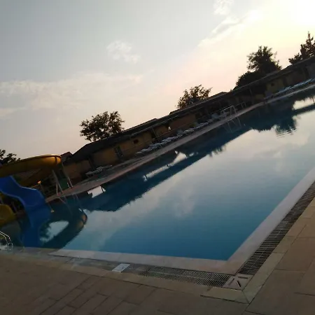 Yali Turizm Orsem * 시데
